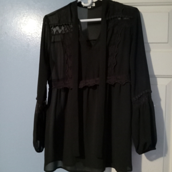 Blouse - Picture 1 of 2